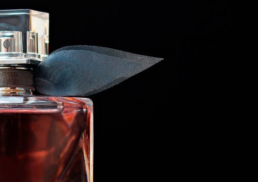 PERFUMERÍA FINA<br></noscript><br>Perfumes, eau de toilette, colonias, hidrolatos.